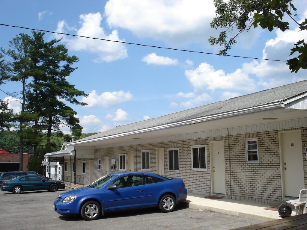 אלטונה Cedar Grove Motel מראה חיצוני תמונה